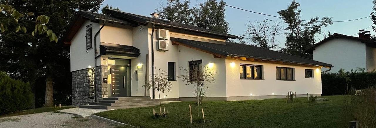 דוגה רסה Pampas Apartments Mreznica מראה חיצוני תמונה